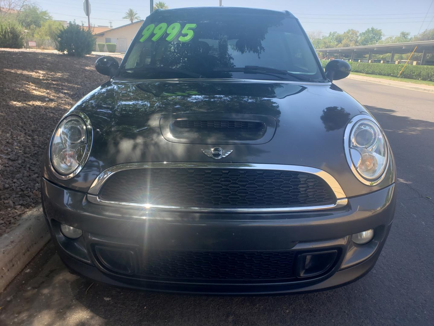 2014 /gray and black Mini Clubman s (WMWZG3C58ET) with an 1.6L L4 DOHC 16V engine, 4-Speed Automatic transmission, located at 323 E Dunlap Ave., Phoenix, AZ, 85020, (602) 331-9000, 33.567677, -112.069000 - 2014 MINI Cooper S,.......EXCELLENT CONDITION........A REAL MUST SEE.....ONLY 113K MILES,....Ice Clod AC...Stereo/CD Player, phone sync, Bluetooth, Gray and black interior with black leather seats in near perfect condition....Runs and Drives Excellent. passed emissions...... Call or text Jody 602-44 - Photo#1